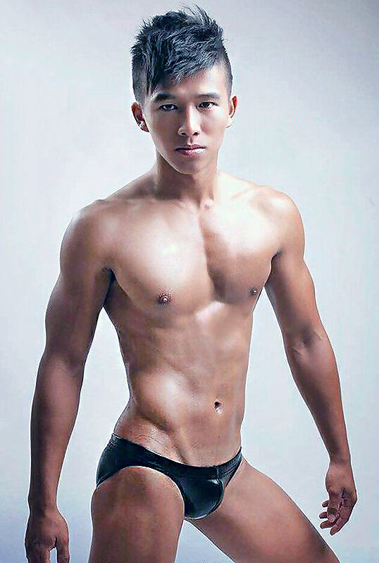 Next Image >>