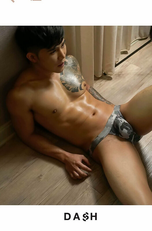 Next Image >>