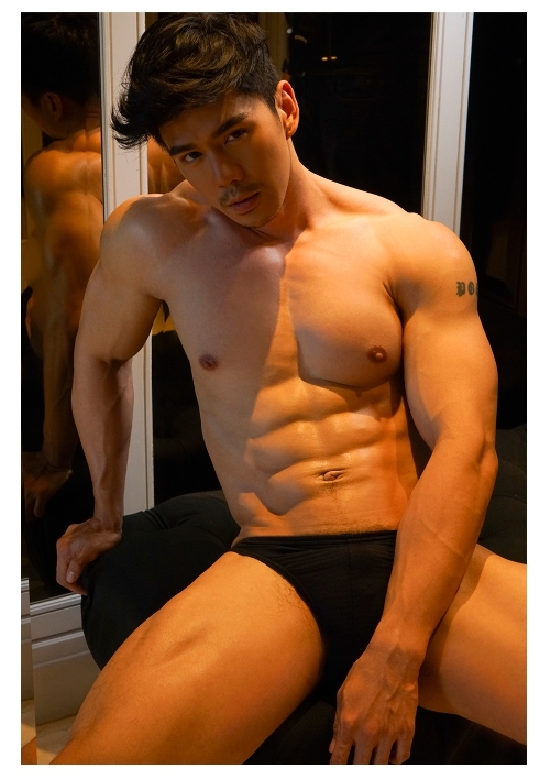 Next Image >>