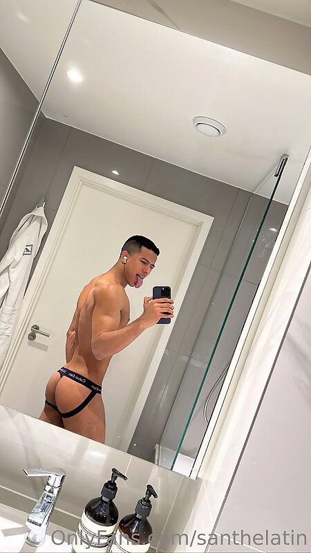 Next Image >>