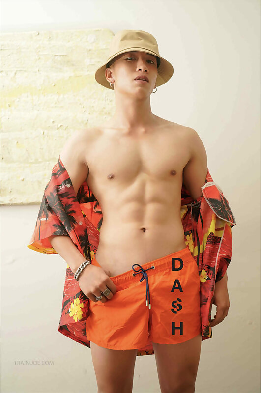 Next Image >>