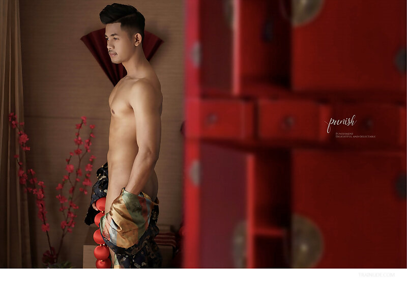 Next Image >>