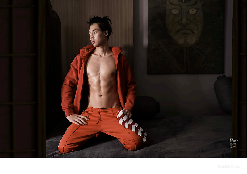 Next Image >>