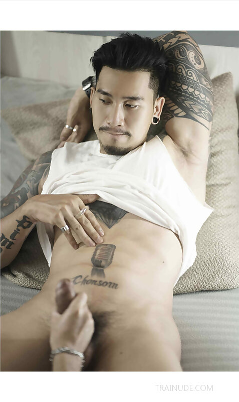 Next Image >>