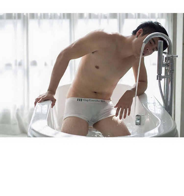 Next Image >>