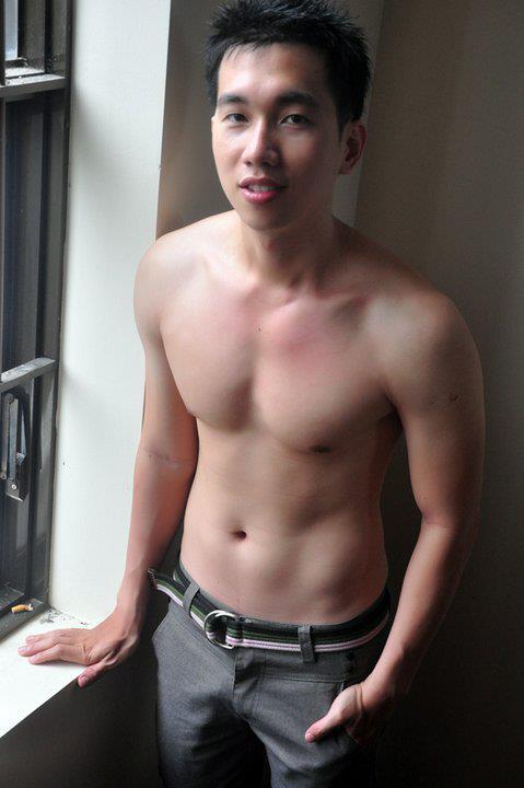 Next Image >>
