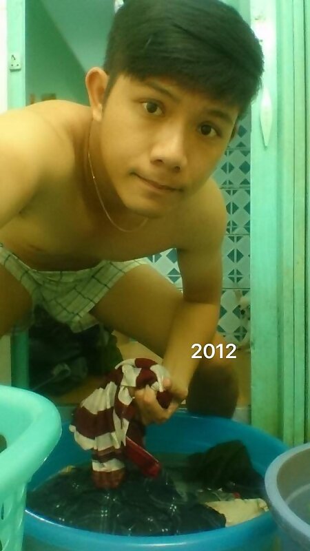 Next Image >>