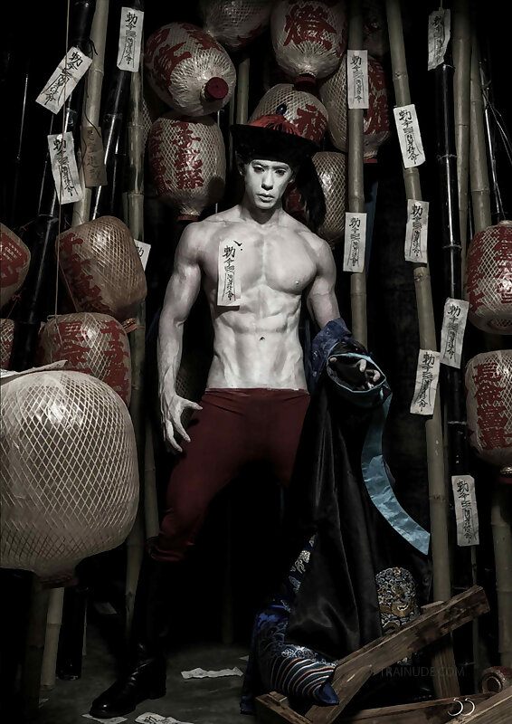 Next Image >>