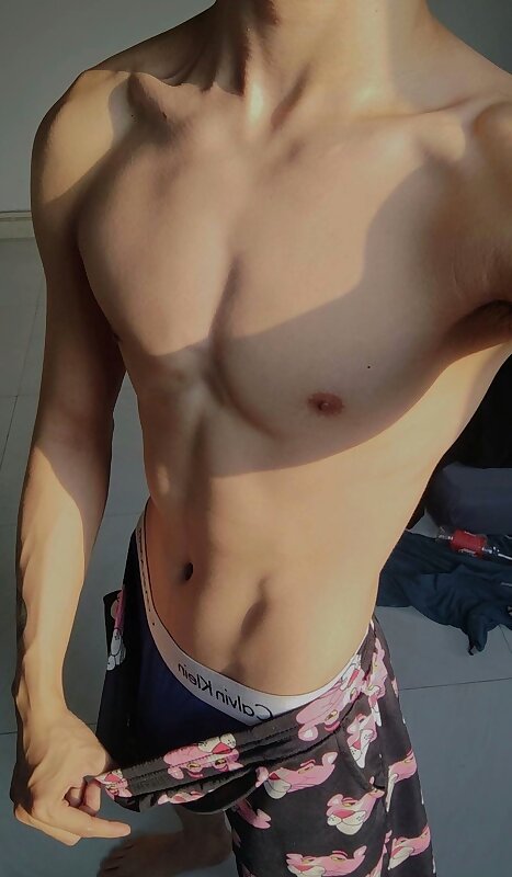Next Image >>
