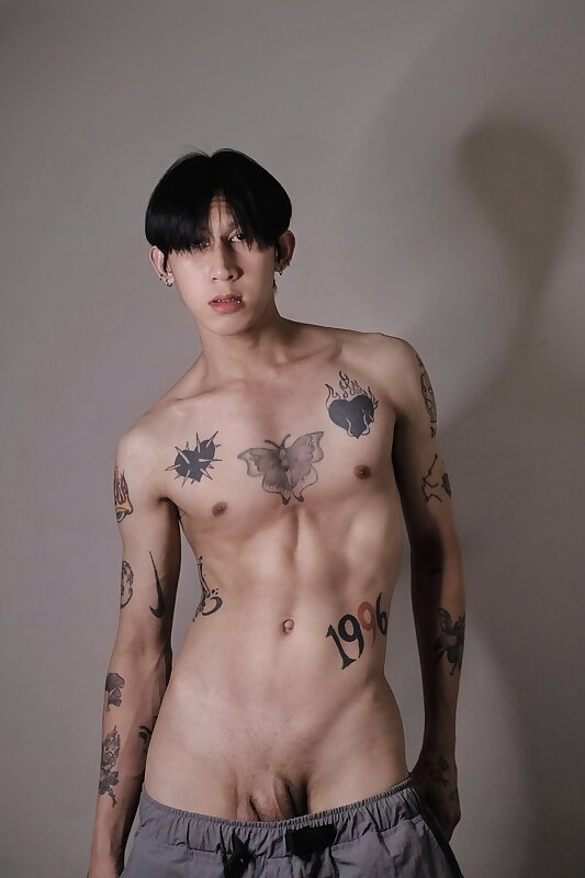 Next Image >>