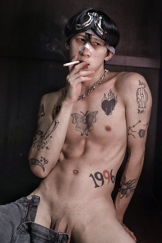 Next Image >>