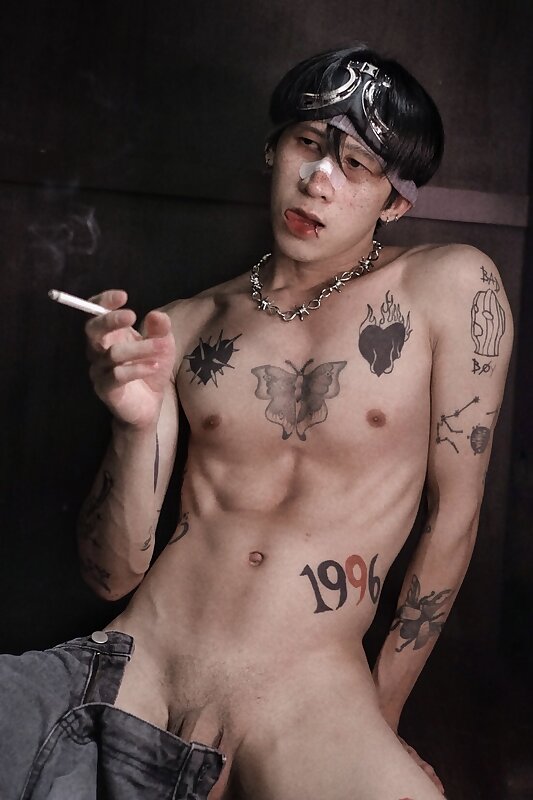 Next Image >>
