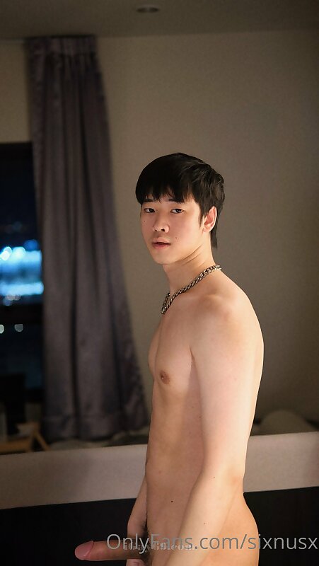 Next Image >>