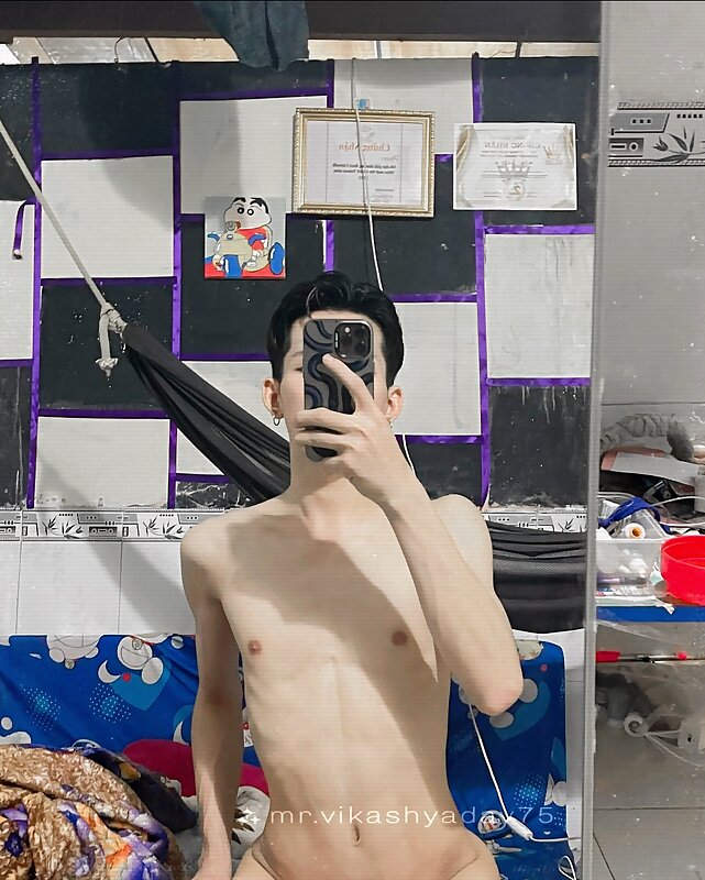 Next Image >>