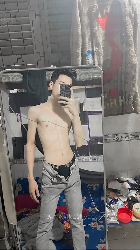 Next Image >>