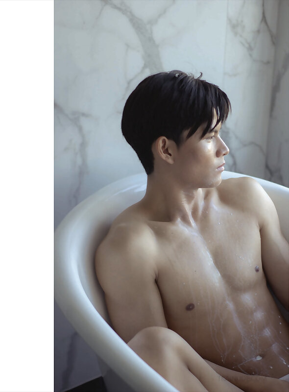 Next Image >>
