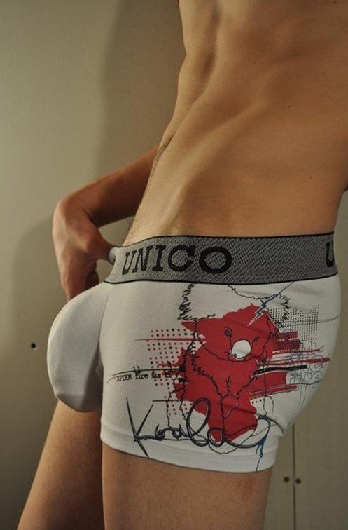Next Image >>