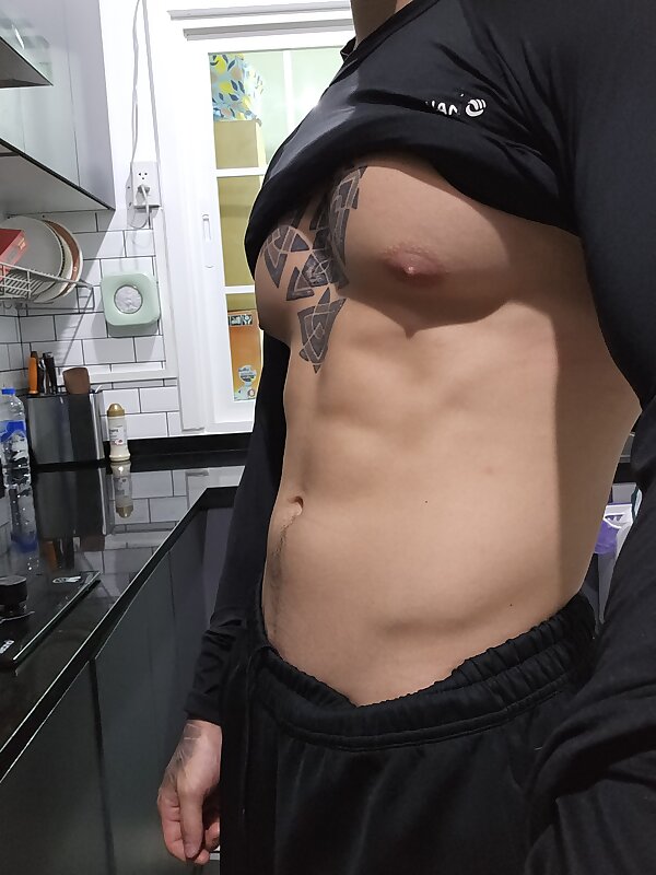 Next Image >>