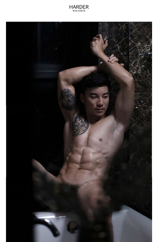 Next Image >>