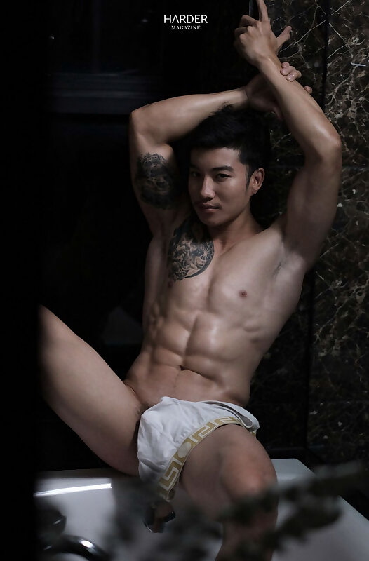 Next Image >>