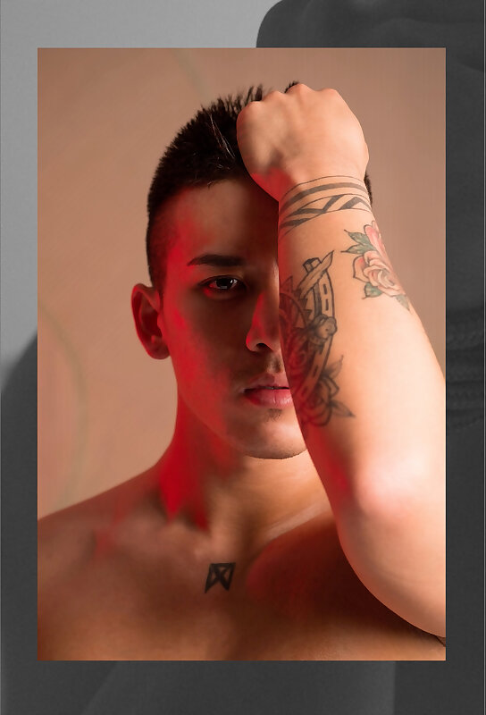 Next Image >>