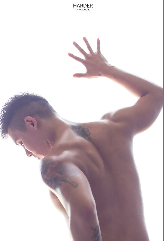 Next Image >>
