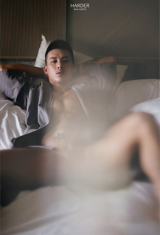 Next Image >>