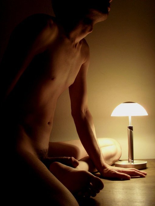 Next Image >>