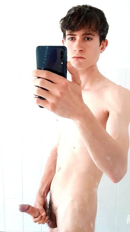 Next Image >>