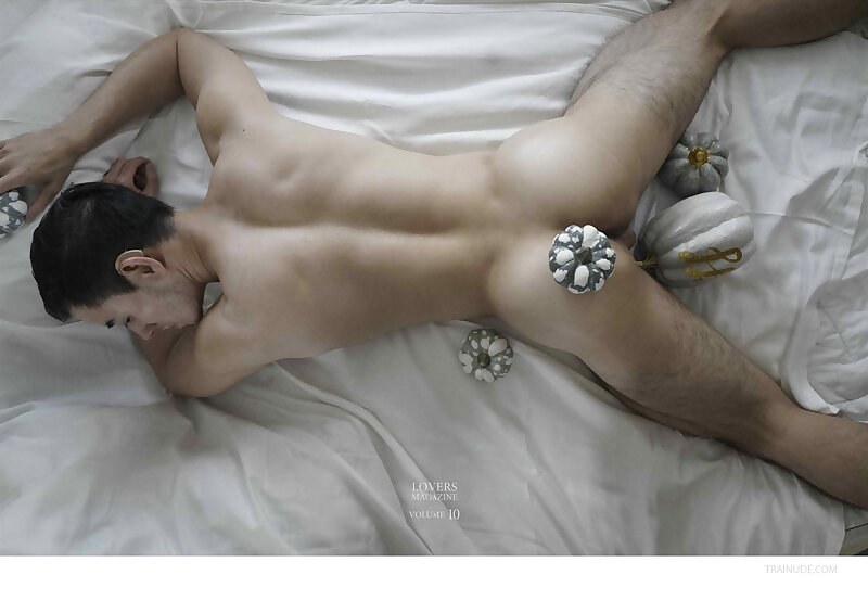 Next Image >>