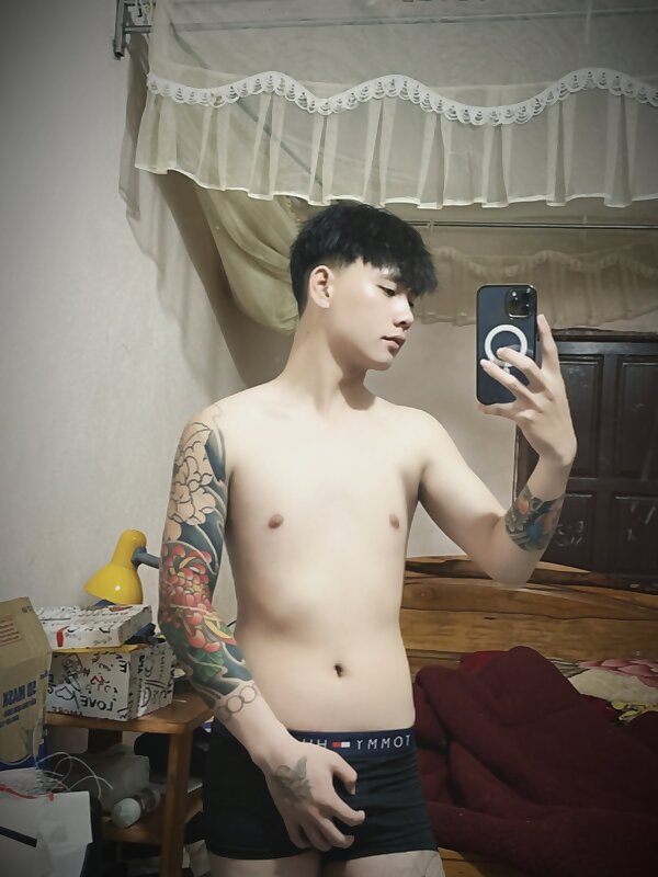 Next Image >>