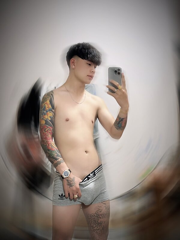 Next Image >>