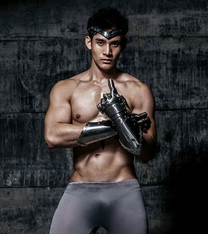 Next Image >>