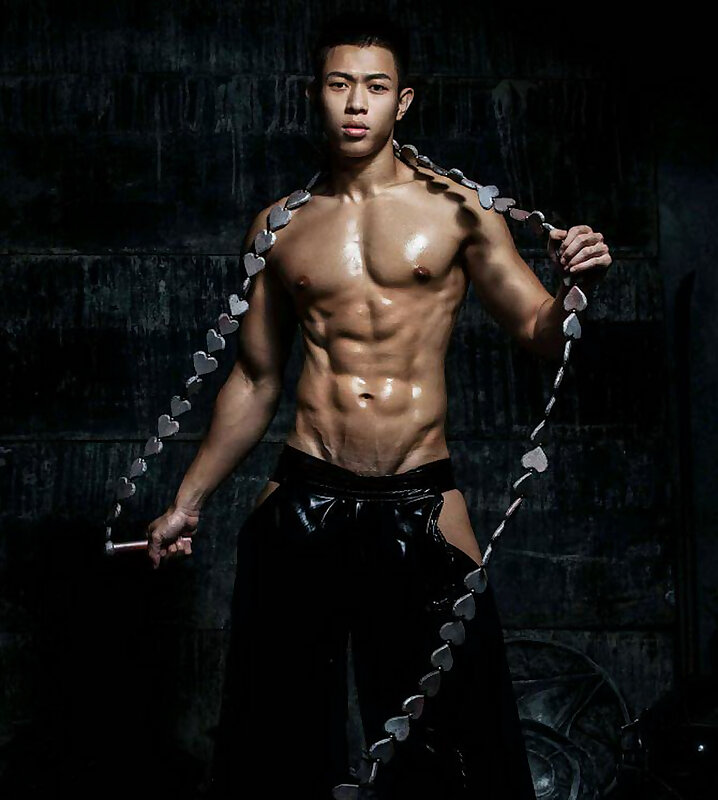 Next Image >>