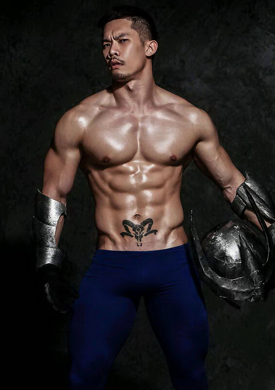 Next Image >>