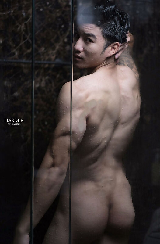 Next Image >>