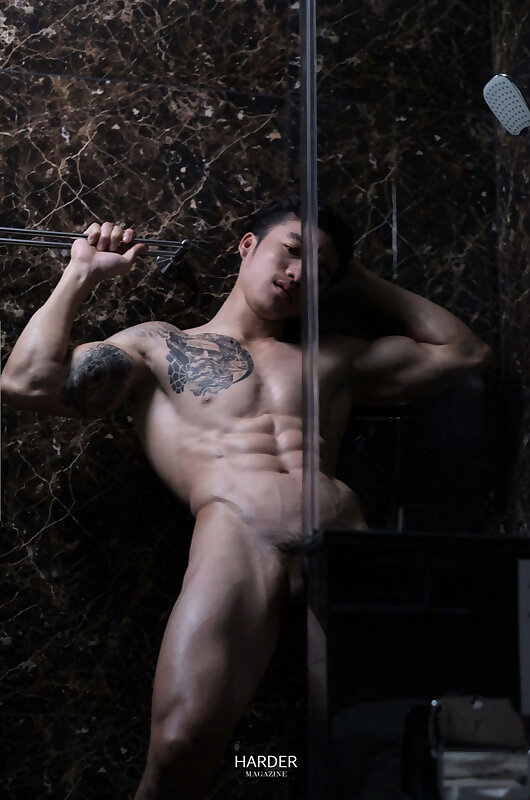Next Image >>