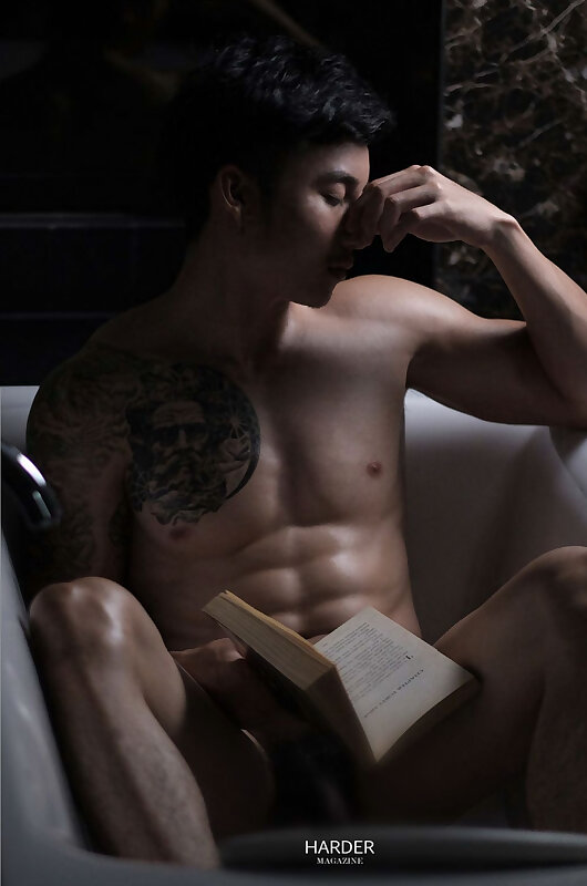 Next Image >>