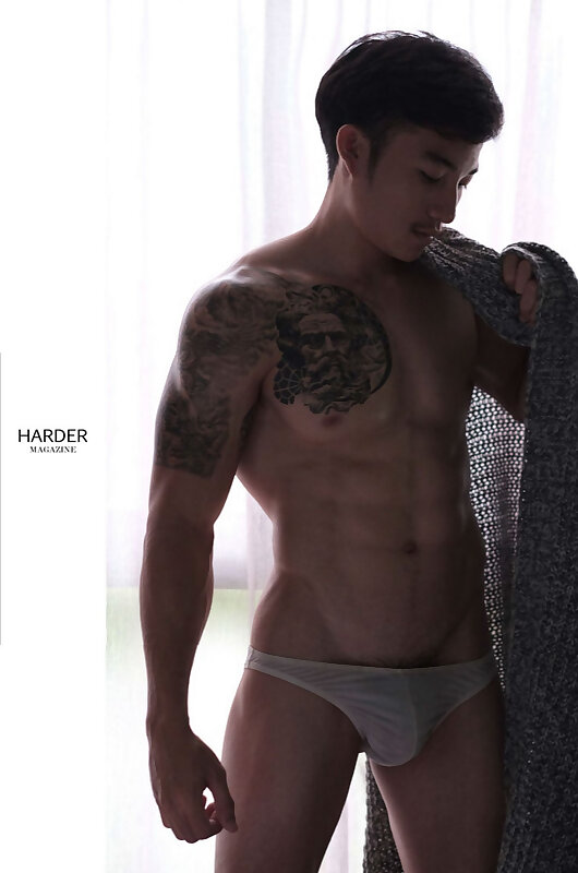 Next Image >>