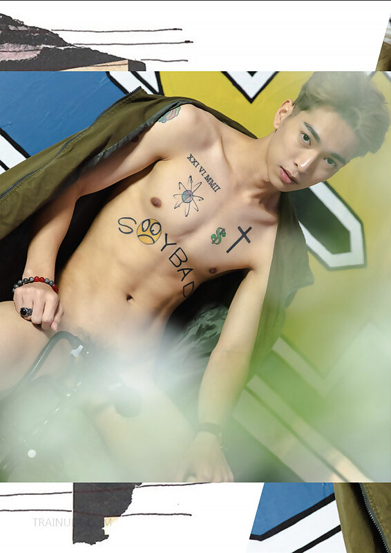Next Image >>