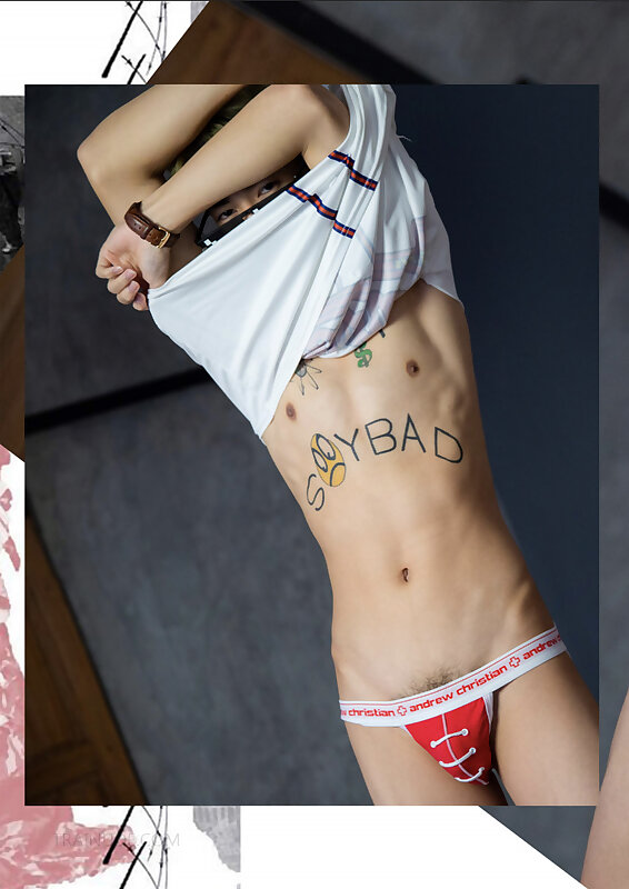 Next Image >>
