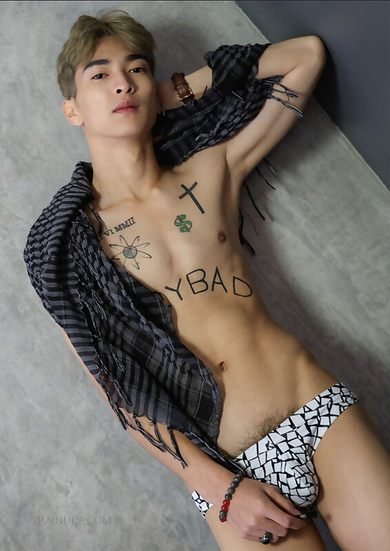 Next Image >>