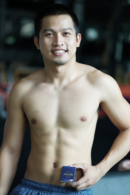 Next Image >>
