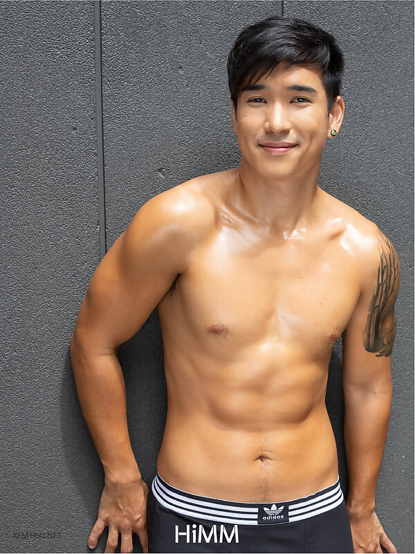 Next Image >>
