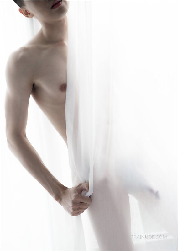 Next Image >>