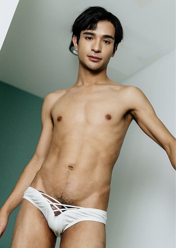 Next Image >>