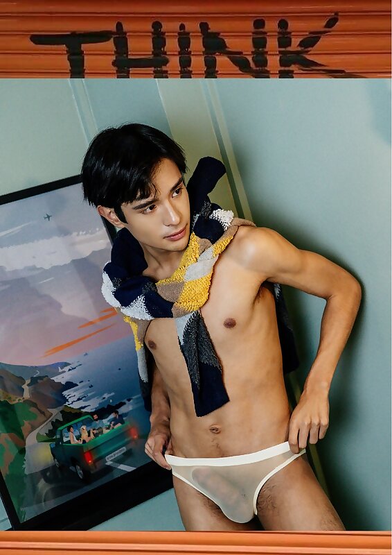 Next Image >>