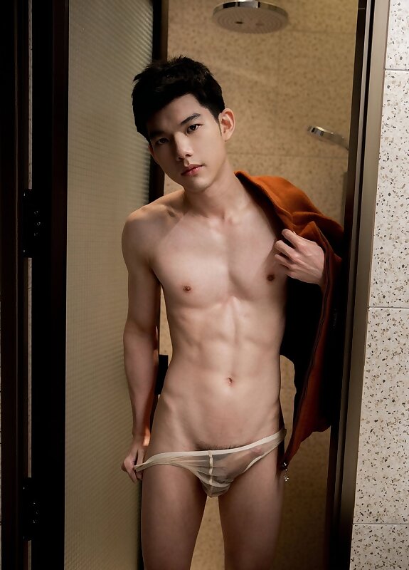 Next Image >>