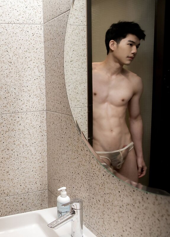 Next Image >>