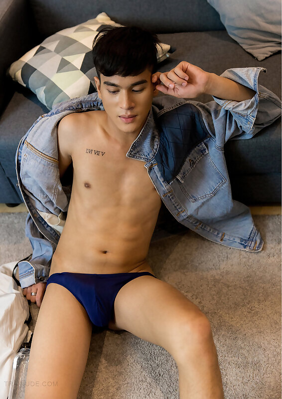 Next Image >>